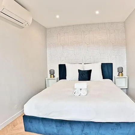 아파트 Spacieux Et Paisible 19eme - Ii