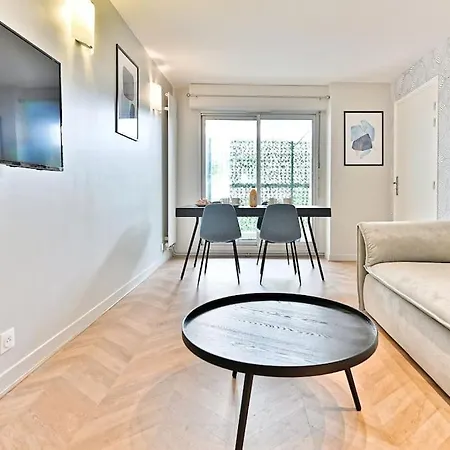 Apartment Spacieux Et Paisible 19eme - Ii Paris