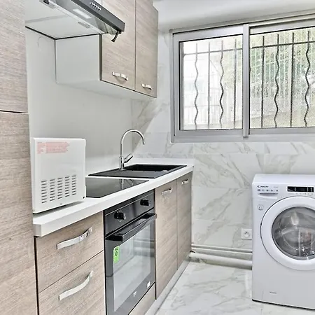Apartment Spacieux Et Paisible 19eme - Ii