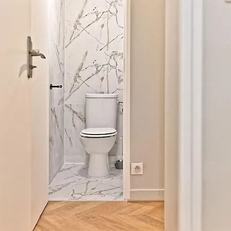 Spacieux Et Paisible 19eme - Ii Apartment *